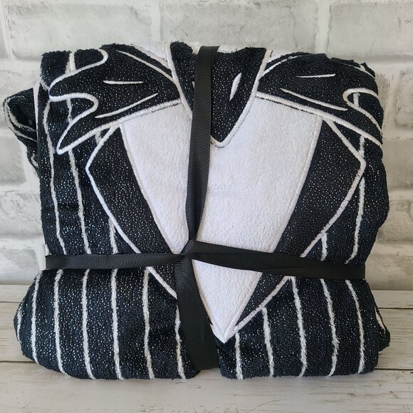 Nightmare Before Christmas Hooded Robe and Socks Set New Halloween m/l - Picture 6 of 7